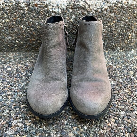 Sorel Lola‎ Buckle Ankle Bootie Sz 9 - Picture 2 of 9